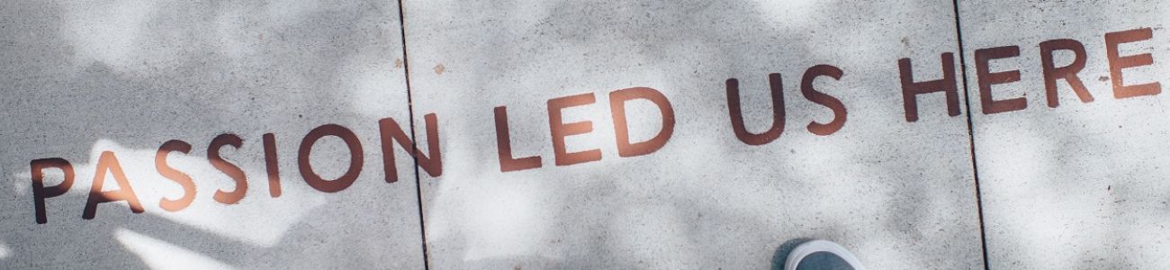 Rainbow Living Banner